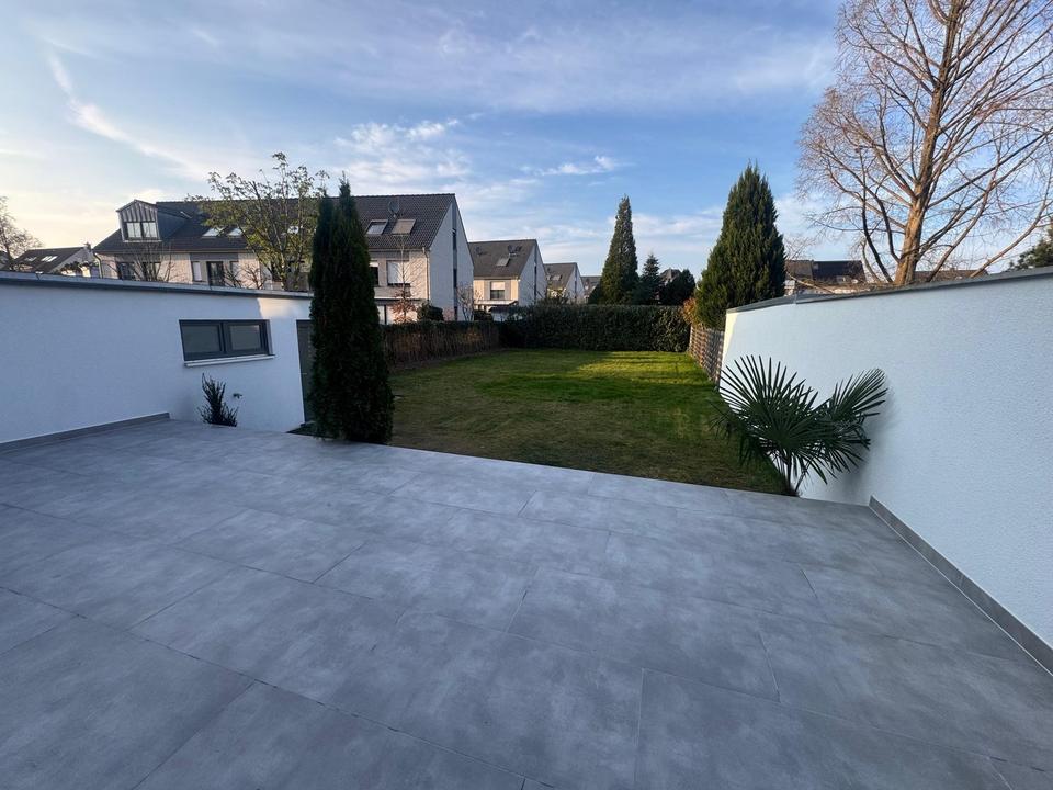 Leverkusen Waldsiedlung Hell Modern 6-Zimmer Bezugsfertig – Bild 2