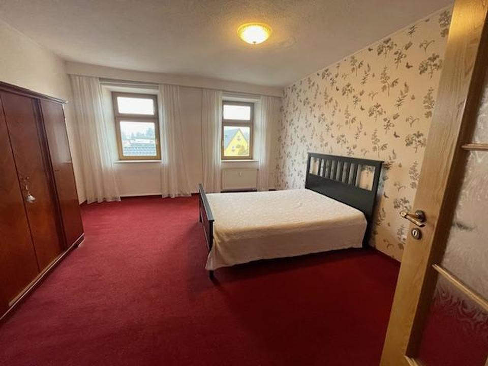 Gepflegtes Stadthaus mit Garten und Terrasse – Bild 12