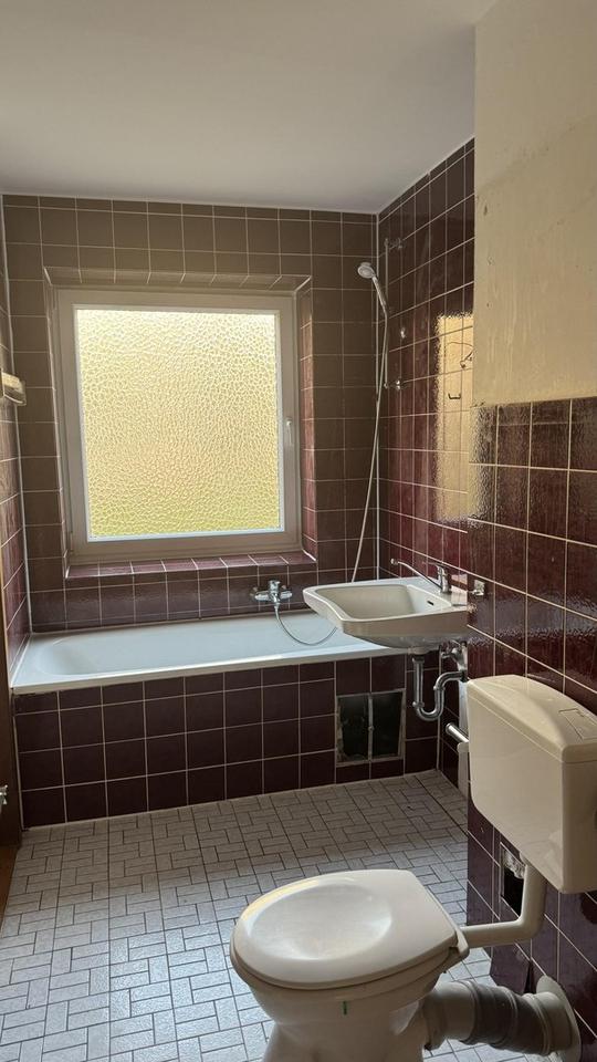 Helle 4 Zimmer Wohnung, gut angebunden, in Hannover-Ahlem – Bild 6