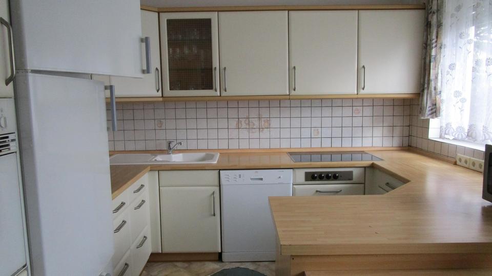 Große helle Wohnung mit großem Garten, in bevorzugter Wohnlage – Bild 7