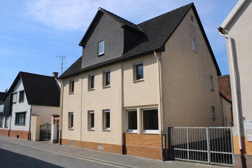 2-Familienhaus mit flexiblen Nutzungsmöglichkeiten – Bild 2