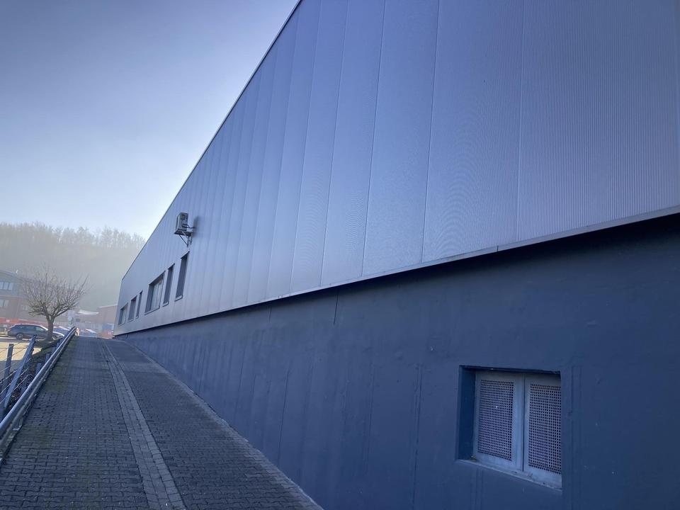 Gepflegte Produktionshalle Gewerbehalle Alsdorf Gewerbegebiet Schaufenberg – Bild 9