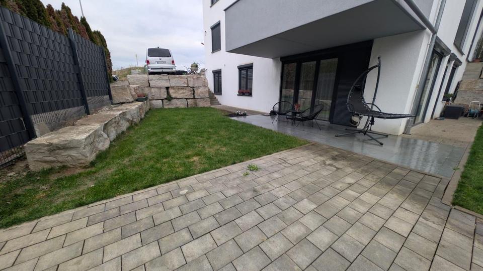 Offene und großzügige 3,5-Zimmer-Wohnung mit Garten & Kamin – Bild 30