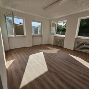 Charmante 1-Zimmer-Wohnung in zentraler Lage mit lichtdurchflutetem Wohnbereich