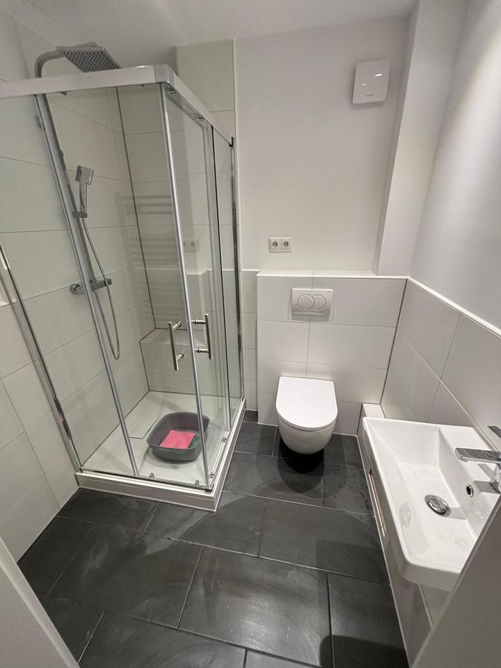 Zwei-Zimmer-Wohnung, EBK, Klima, Abstellraum – Bild 5