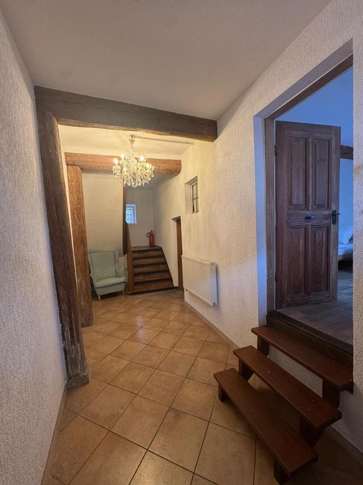 Renditeobjekt 16%, vermietetes Haus in Kitzingen, 2 Bäder, 2 Küchen – Bild 2