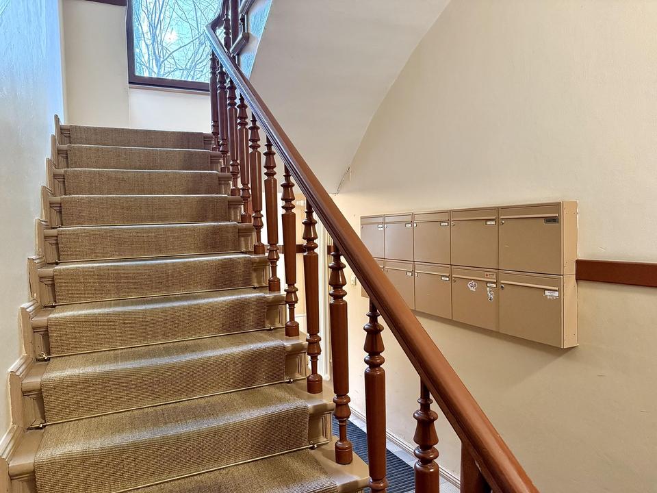 Bezugsfreie Altbauwohnung in toller Lage – Bild 11