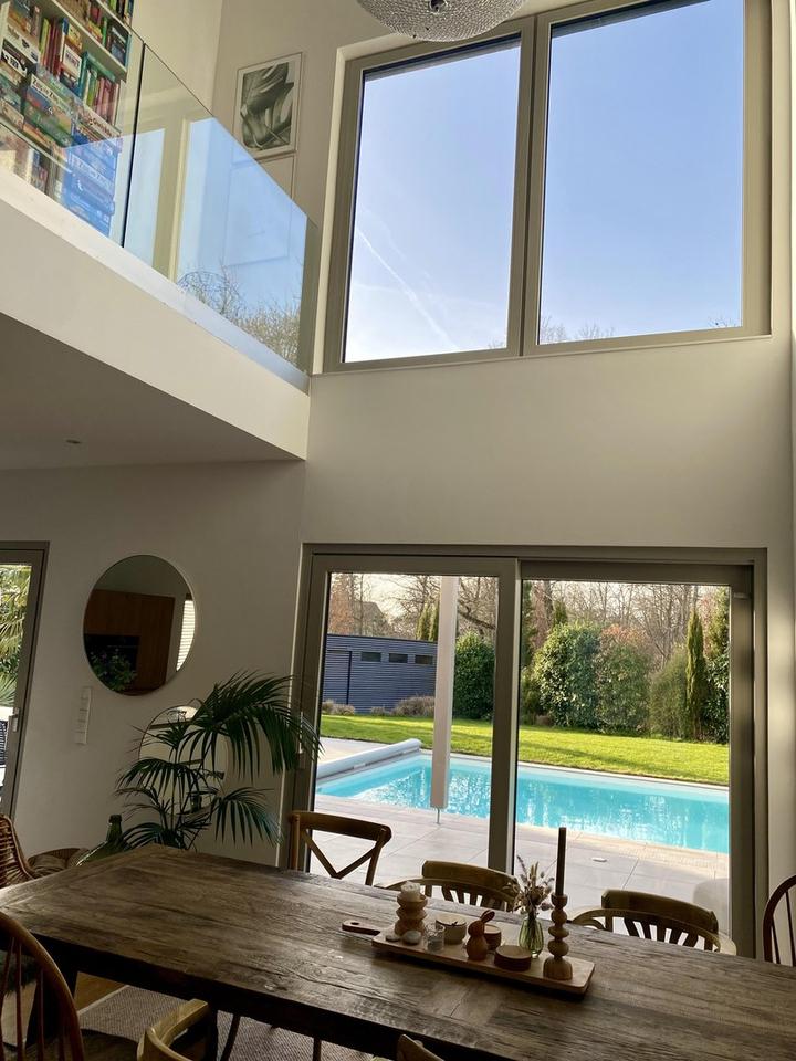 Moderne Stadtvilla mit Pool in Waldrandlage – Bild 32