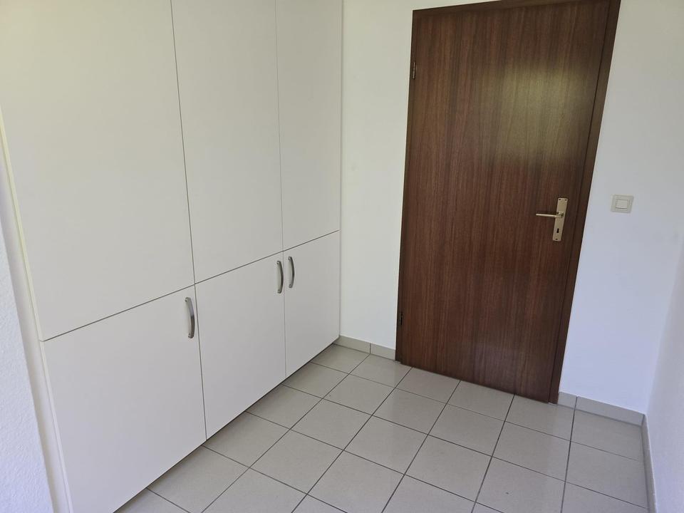 helle und großzügige EG-Wohnung in grüner Umgebung im Herzen von Wolfenbüttel – Bild 2