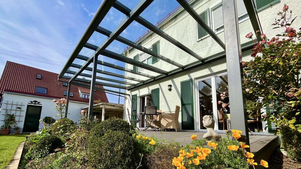 Kernsaniertes Wohlfühlhaus mit herrlichem Garten in Bestlage – Bild 4