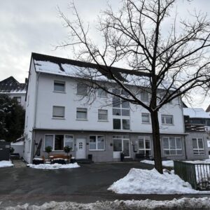 Renditestarkes Anlageobjekt mit 8 Mieteinheiten + gen. Ausbaureserve