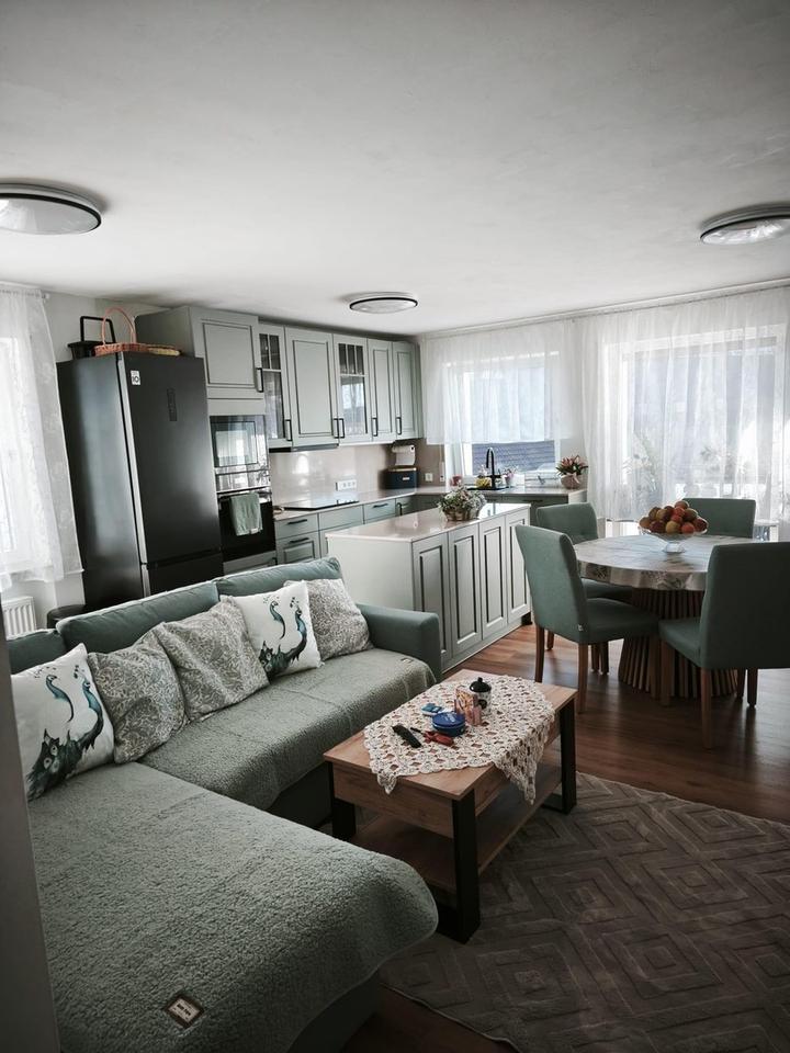 Vollmöbilierte 3,5-Zimmer-Wohnung – Bild 2