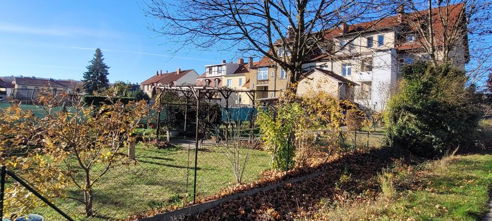 Barrierefrei wohnen in Zweifamilienhaus mit Lift, Garten & Autostellplätze – Bild 11