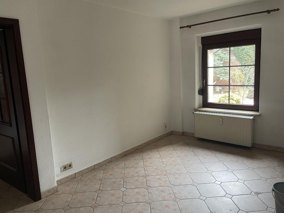 Gepflegtes Stadthaus mit Garten und Terrasse – Bild 24