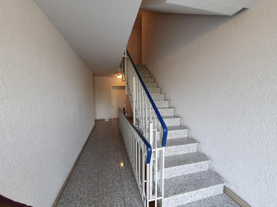 Große 1-Zimmer Wohnung mit separater Küche, großem Balkon und Lift – Bild 16