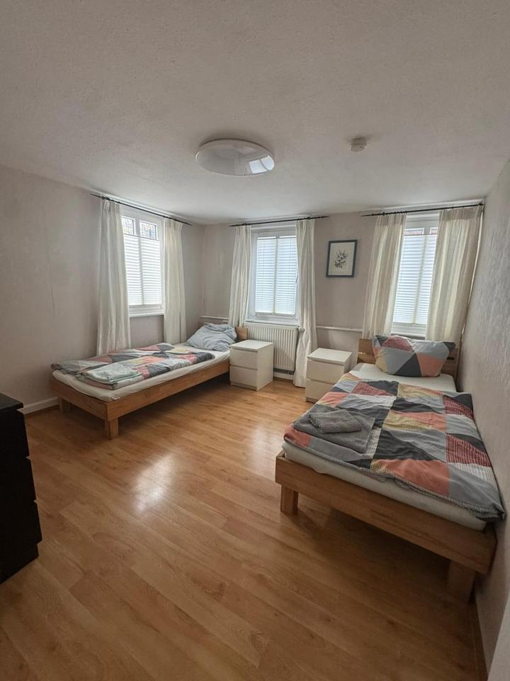 Renditeobjekt 16%, vermietetes Haus in Kitzingen, 2 Bäder, 2 Küchen – Bild 3