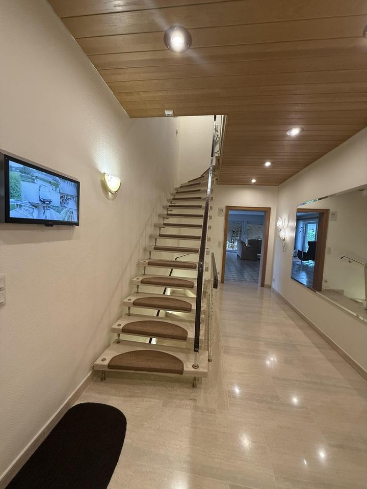 Großzügiges Einfamilienhaus mit Garten, Doppelgarage & vielseitigen Nutzungsmöglichkeiten – Bild 18