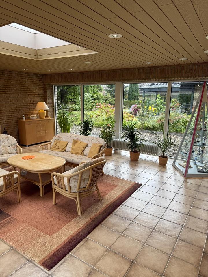 Großzügiges Einfamilienhaus mit Garten, Doppelgarage & vielseitigen Nutzungsmöglichkeiten – Bild 32