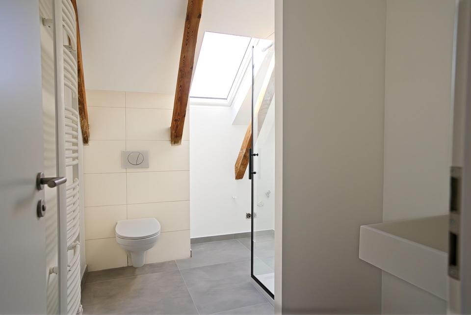 Trittau - Erstbezug nach Sanierung: Stilvolle Maisonette Wohnung mit Dachterrasse – Bild 9