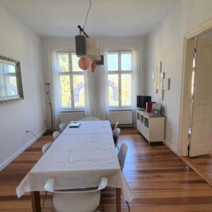 Herrschafliche 7-Zi Wohnung in Bestlage von Lichterfelde West