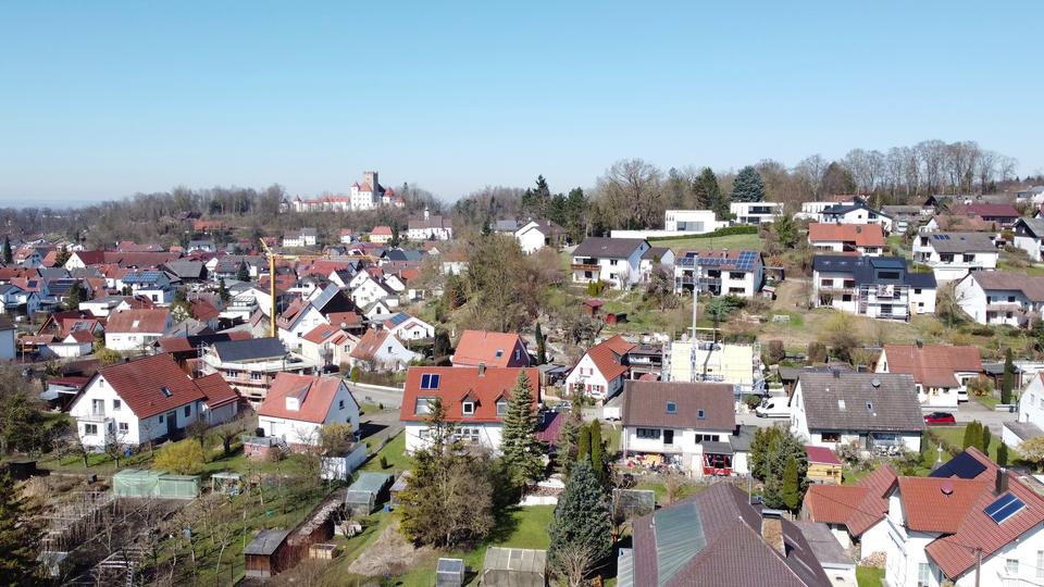 Großzügige bezugsfertige DHH - wertig modernisiert - in 89312 Günzburg-Reisensburg – Bild 2