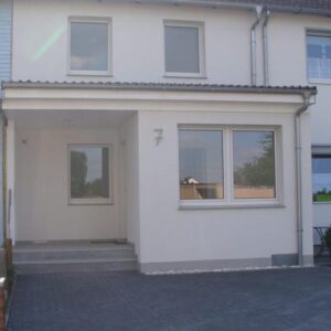 Biete Reihenmittelhaus in guter Wohnlage