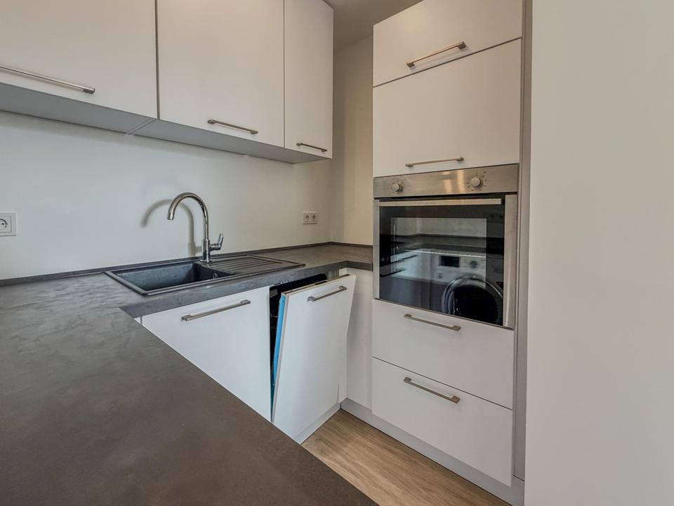 Moderne und barrierefreie 3-Zimmer-Wohnung mit Einbauküche und Balkon in Kempen – Bild 3