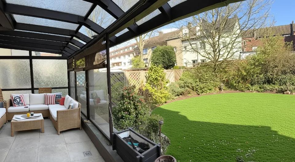 Stadtwohnung mit Garten, Garage und Wellnessbereich