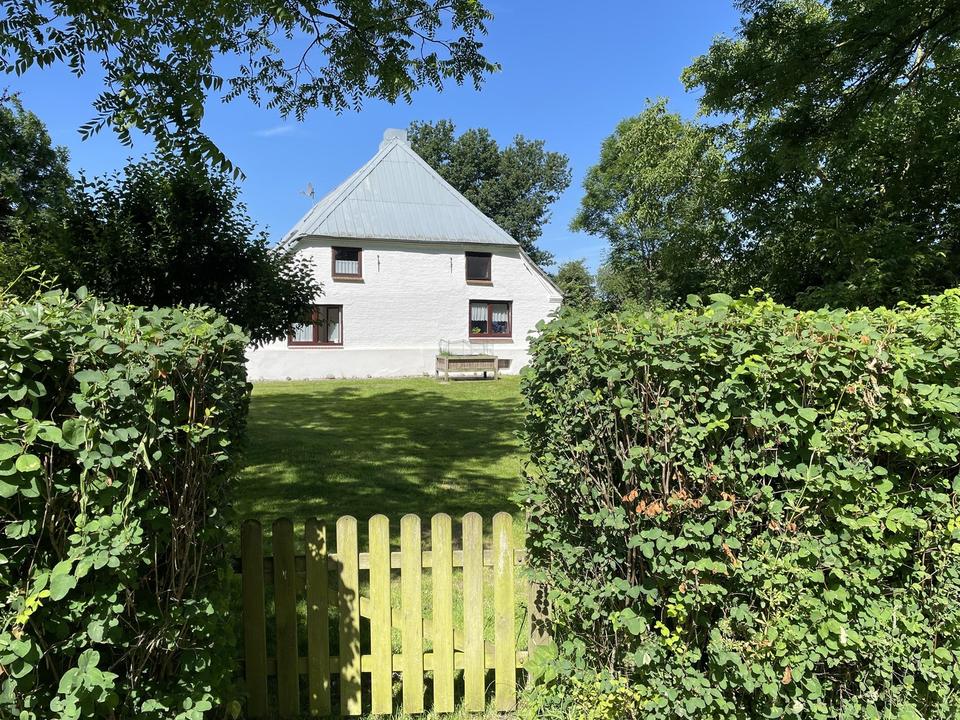 - provisionsfrei - Gemütliches Einfamilienhaus mit großem Garten