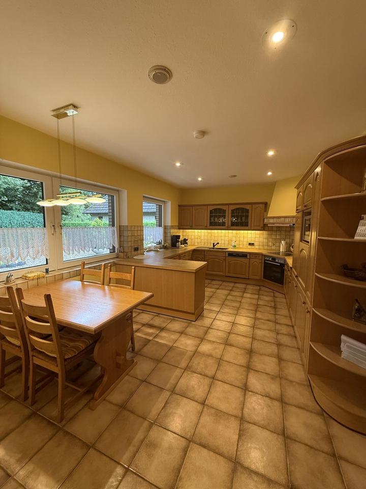 Großzügiges Einfamilienhaus mit Garten, Doppelgarage & vielseitigen Nutzungsmöglichkeiten – Bild 20