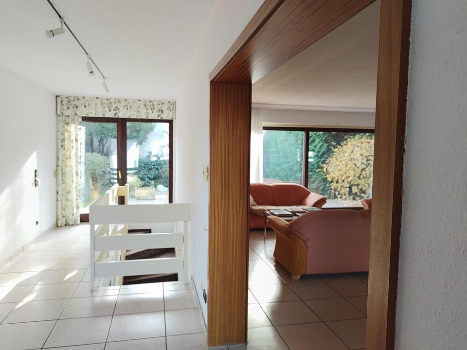 Großzügiges Reihenmittelhaus in Muffendorf mit Einliegerwohnung und sonnigem Atriumgarten – Bild 6