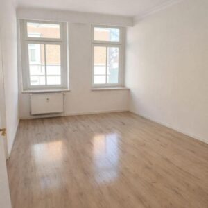 Neu renovierte 2-Zimmerwohnung mit Balkon zu vermieten