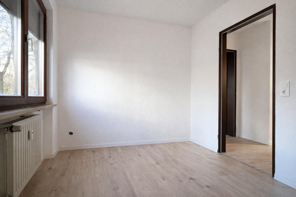 Zentrumsnahe renovierte 4-Zimmer Wohnung mit Balkon – Bild 10
