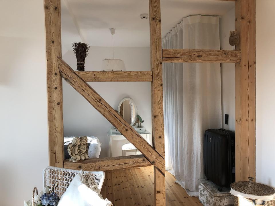 Top renovierte Altbauwohnung DG mit Gartennutzung – Bild 7