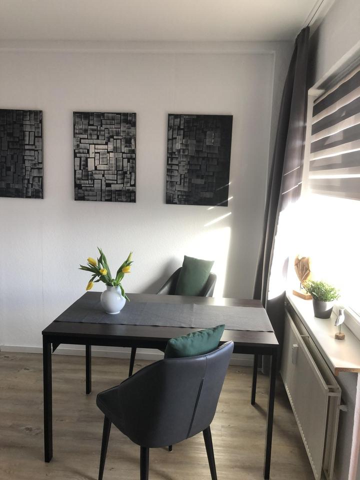 Moderne, möblierte 2-Zi. Wohnung mit Südbalkon – Bild 2