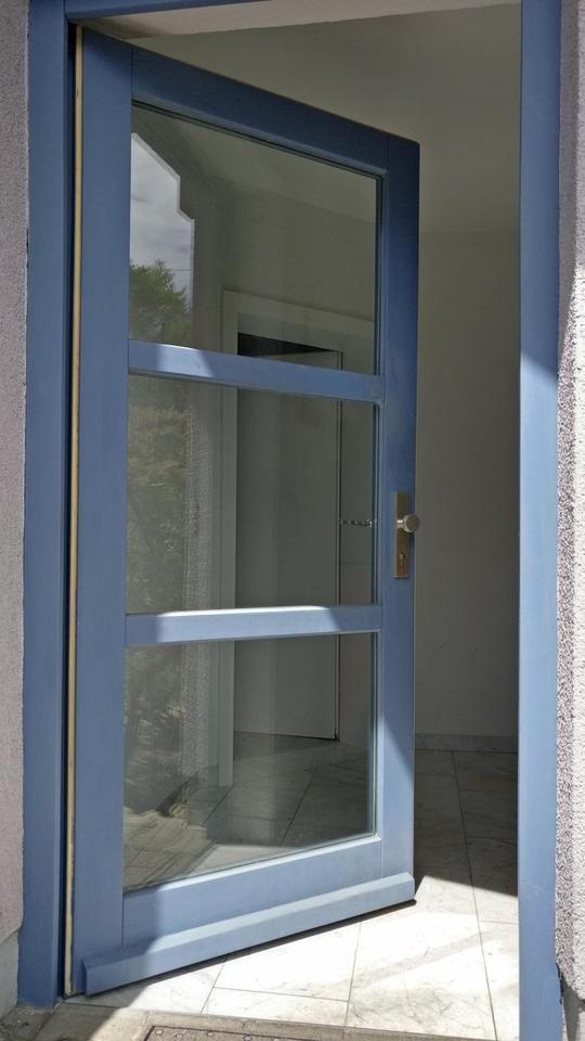 Charmante, Licht-durchflutete 3-Zimmer Maisonette-Wohnung mit großem Balkon und 2 Stellplätzen – Bild 13