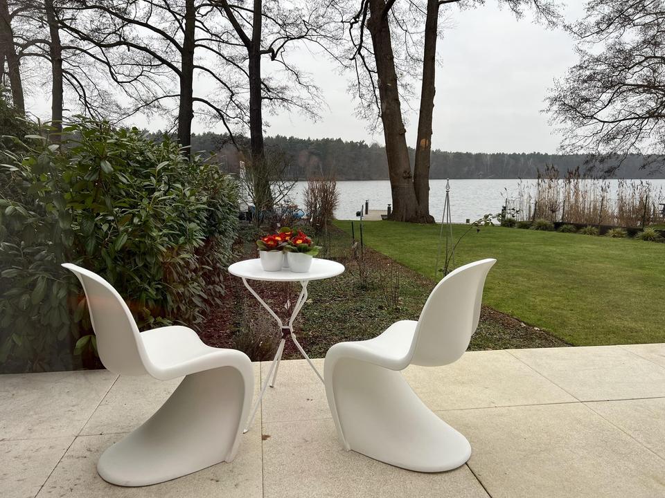 gepflegte Villa mit eig. Seezugang, Steg, Gästehaus, Sauna, Designmobiliar nahe Berlin – Bild 9