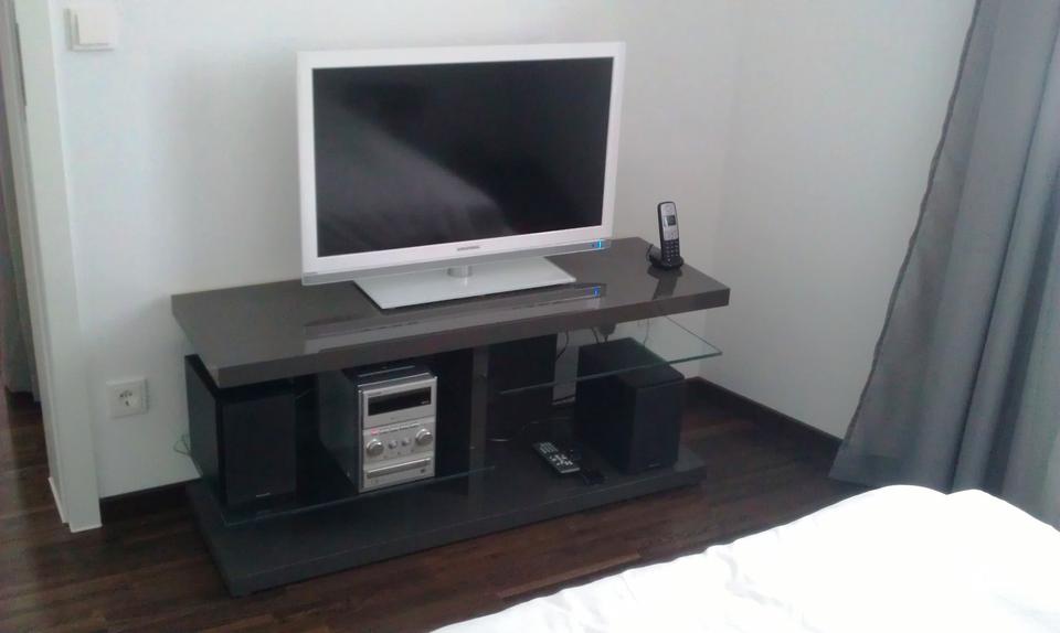 Wohnen am Lorettoviertel, Hafen und Rheinturm – Bild 12