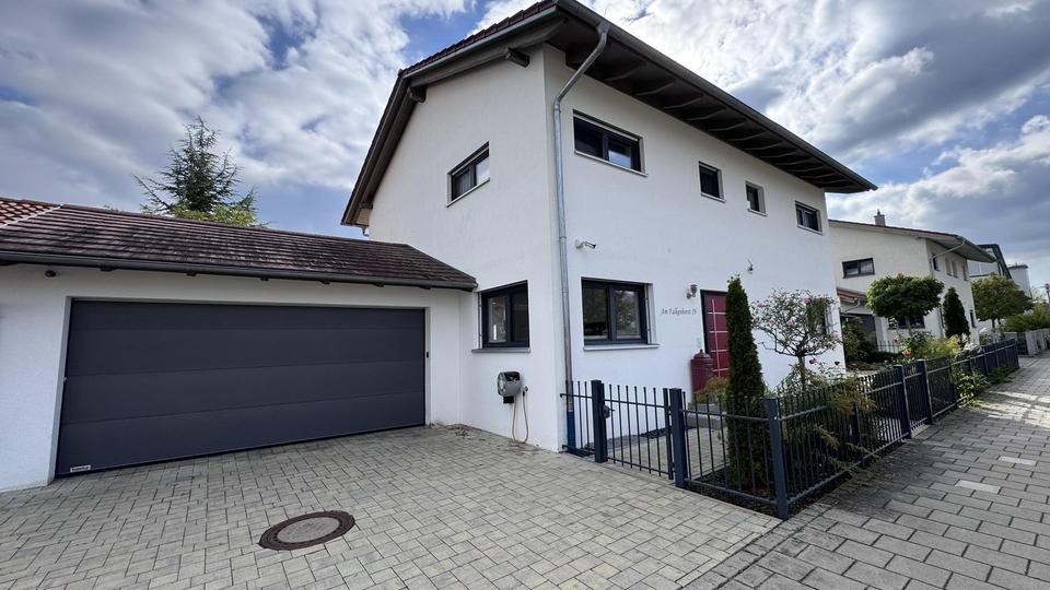 Luxuriöses Einfamilienhaus mit 7 Zimmern in Hilpoltstein – Bild 2