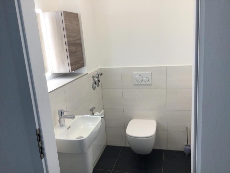 91220, Provisionsfrei, diskreter Verkauf, Erstbezug einer 4 Zimmer Penthouse Wohnung, 3 Stellplätze – Bild 11