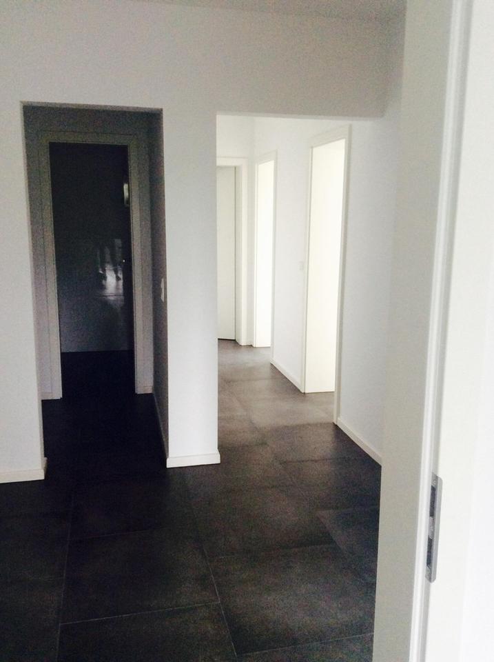 Traumhafte sonnige 3 Zimmer Wohnung in Königsbrunn – Bild 5