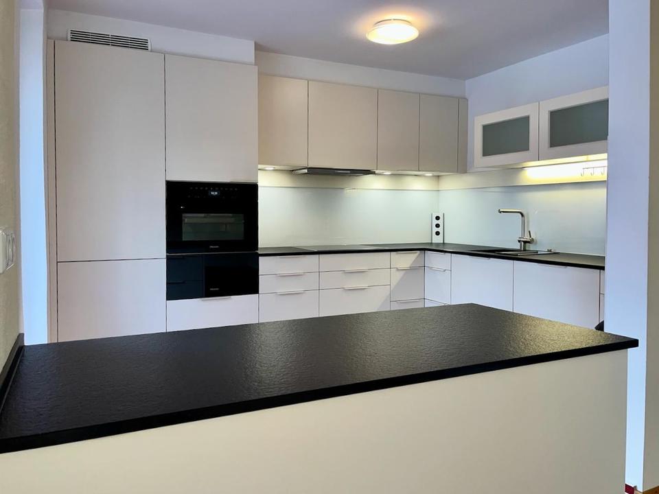 Kernsaniertes Wohlfühlhaus mit herrlichem Garten in Bestlage – Bild 10