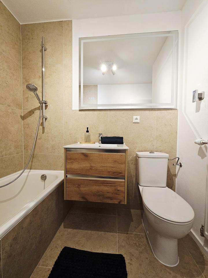 Neu renovierte & möblierte Wohnung mit Balkon und Aufzug in Passau-Grubweg – Bild 13