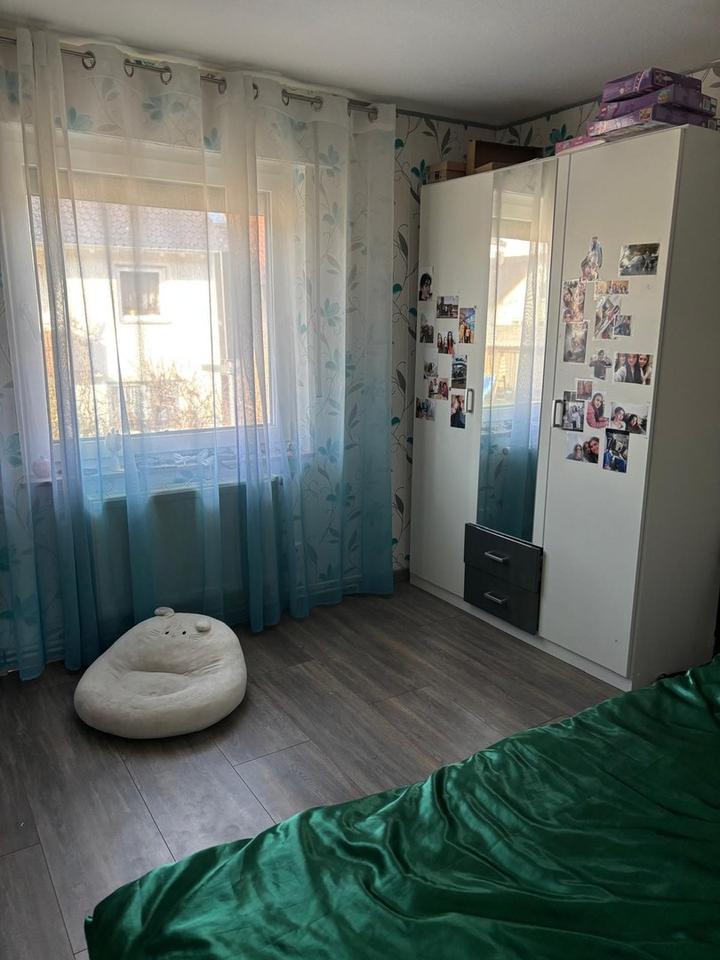 Gepflegtes Reihenmittelhaus mit Garage, Stellplatz & Garten in Balingen – Bild 4