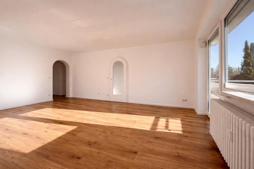 Umfassend modernisierte 2-Zi.-Wohnung | Balkon | oberste Etage | nur 3 Parteien | provisionsfrei – Bild 4