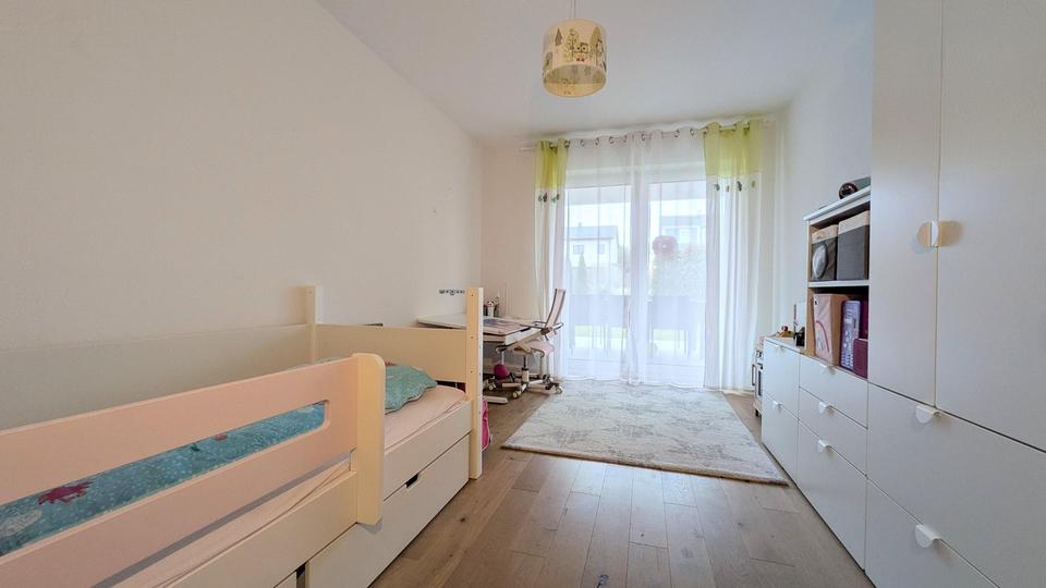 4,5 Zimmer Wohnung mit Garten in begehrter Wohnlage – Bild 9
