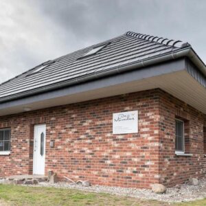 Renditestarkes Ferienhaus auf Usedom mit Einliegerwohnung – 49.800 € Einnahmen – provisionsfrei