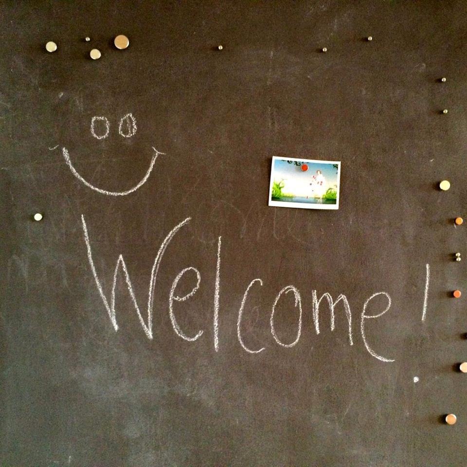 Liebevoll möblierte Altbauwohnung (Gründerzeit) mit 2 Balkonen auf Zeit - Mietende 30.04.2027 – Bild 9