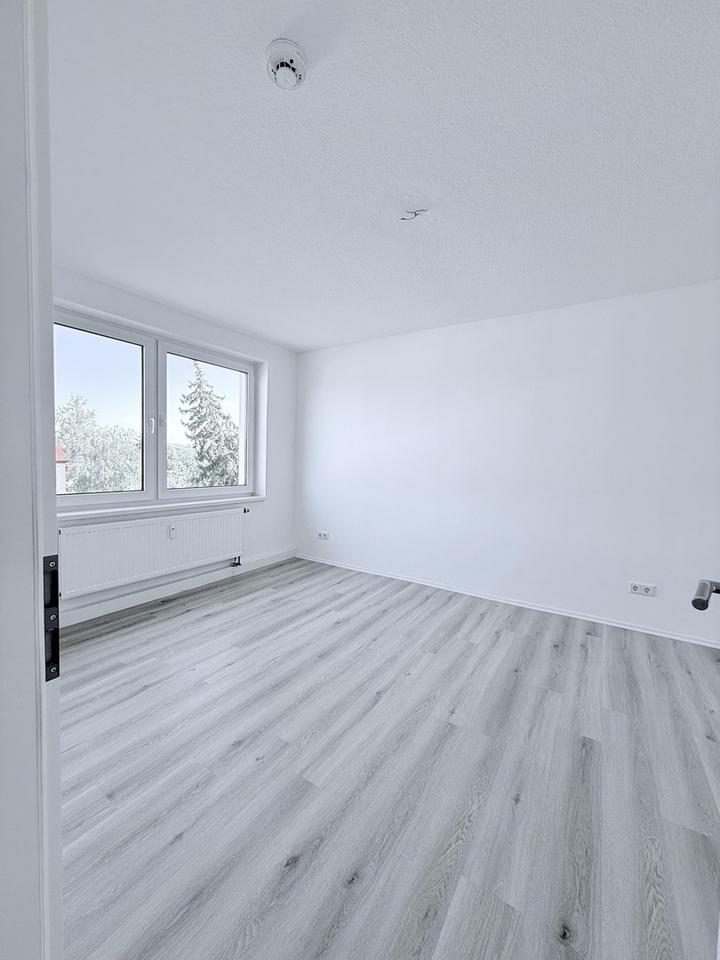 Helle und moderne 2 Zi. Whg/ 47Qm/ Küche/ Keller – Bild 6