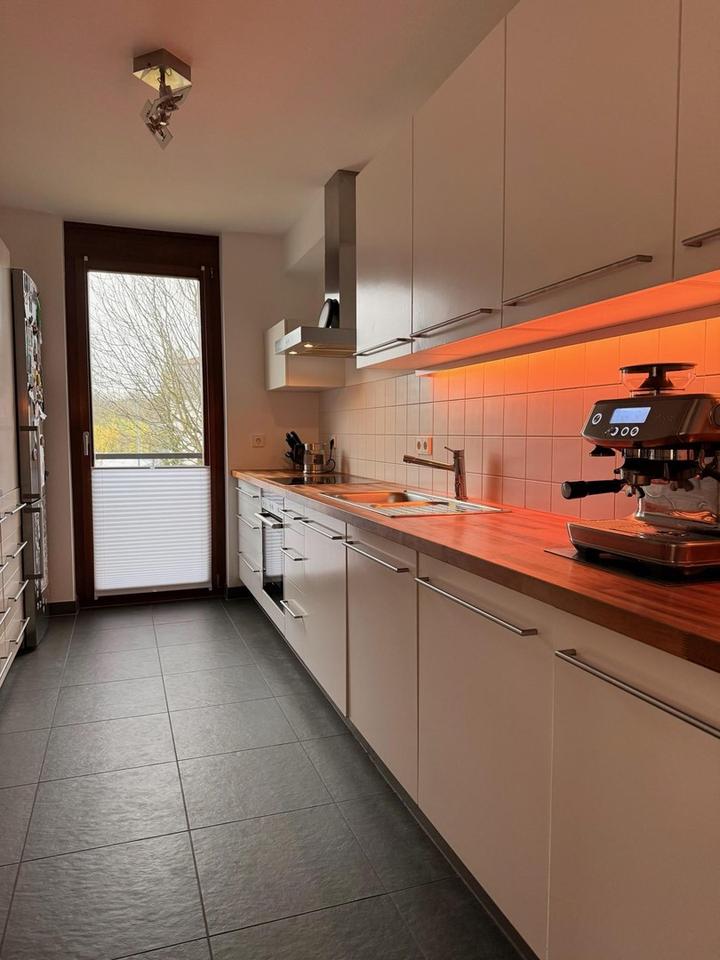 Lichtdurchflutete 3,5-Zimmer-Wohnung mit Panoramablick – teilmöbliert möglich – Bild 7